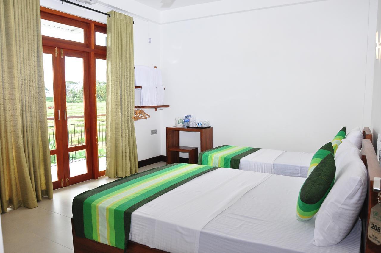 Green View Resort - אנוראדפורה מראה חיצוני תמונה