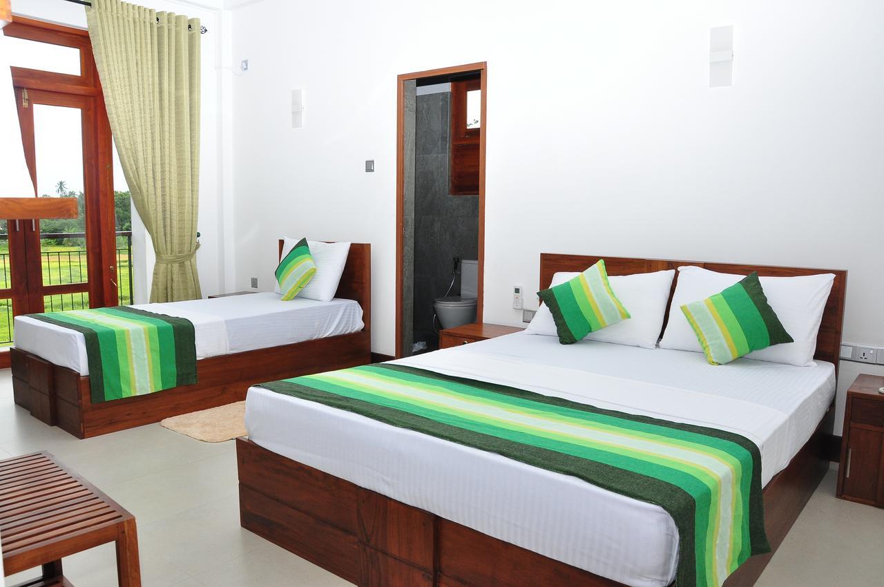 Green View Resort - אנוראדפורה מראה חיצוני תמונה