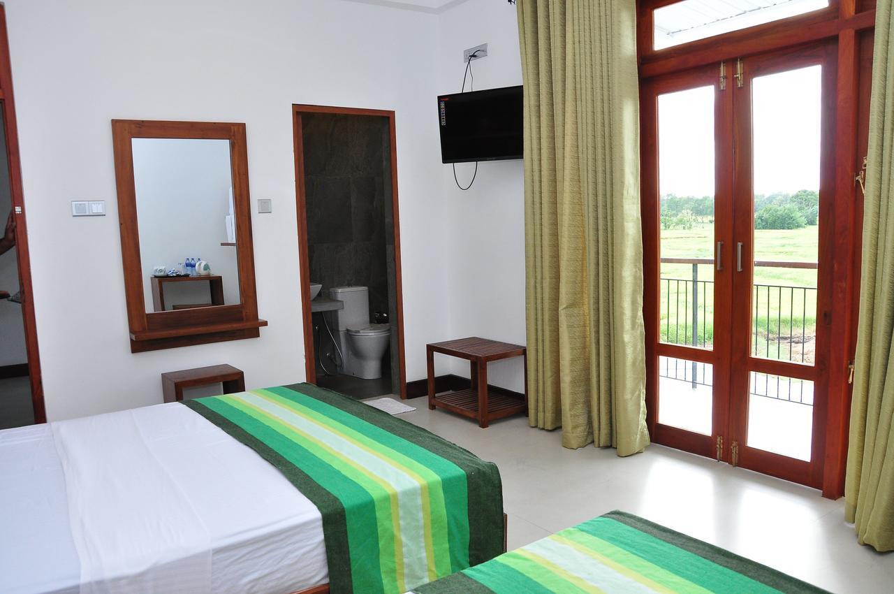 Green View Resort - אנוראדפורה מראה חיצוני תמונה